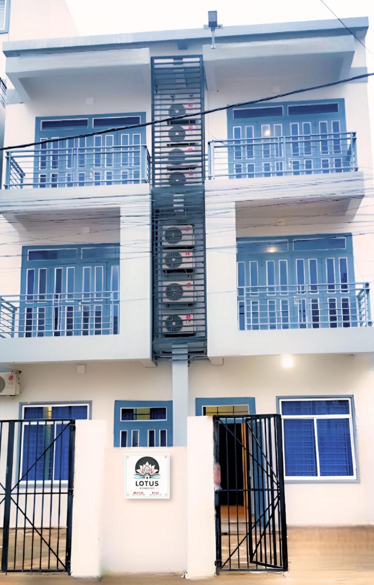 Lotus Homestay 西哈努克 外观 照片